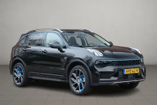 Lynk & Co 01 1.5 Plug-in Hybrid 261pk Aut. | 6,6 kWh OBC | 360° Camera | App Connect | Adaptive Cruise | Panoramadak | Keyless