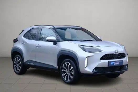 Toyota Yaris Cross 1.5 Hybrid 116pk CVT Business Plus | App Connect | Climate | Adaptive Cruise | Camera | PDC | Stoelverwarming | Stuurwiel Verwarmd